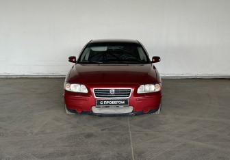Подержанный автомобиль Volvo S60 2007 года (2 фото)