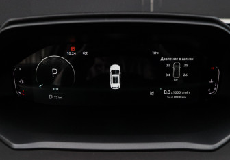 Подержанный автомобиль Changan UNI-S 2024 года (26 фото)