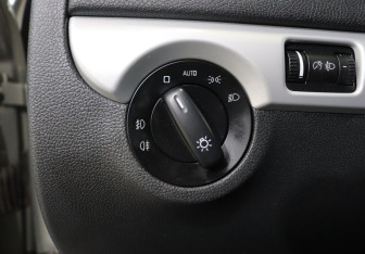 Подержанный автомобиль Skoda Yeti 2012 года (12 фото)