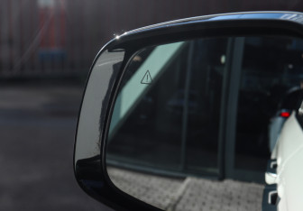 Подержанный автомобиль Kia Carnival 2020 года (16 фото)