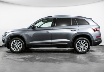 Подержанный автомобиль Skoda Kodiaq 2022 года (8 фото)