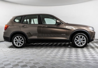 Подержанный автомобиль BMW X3 2013 года (4 фото)