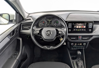 Подержанный автомобиль Skoda Rapid Liftback 2022 года (21 фото)