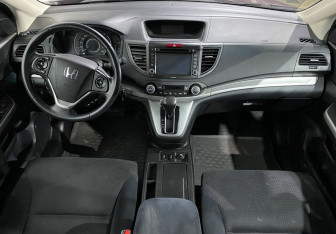 Подержанный автомобиль Honda CR-V 2014 года (9 фото)