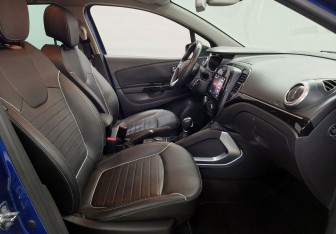 Подержанный автомобиль Renault Kaptur 2020 года (9 фото)