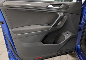 Подержанный автомобиль Volkswagen Tiguan 2019 года (11 фото)