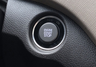 Подержанный автомобиль Hyundai Santa Fe 2014 года (20 фото)