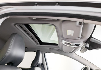 Подержанный автомобиль Volvo S80 2013 года (23 фото)