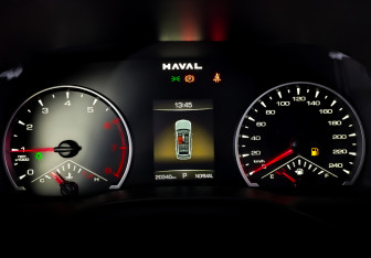 Подержанный автомобиль Haval Jolion 2024 года (13 фото)