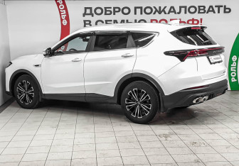 Подержанный автомобиль Jetour X70 2025 года (6 фото)
