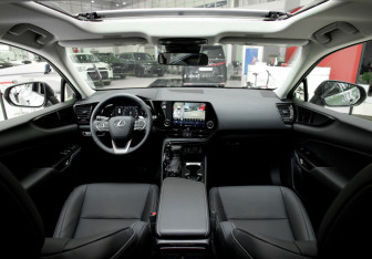 Новый Lexus NX 2025 (9 фото)