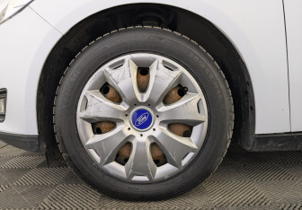 Подержанный автомобиль Ford Focus Hatchback 2018 года (12 фото)