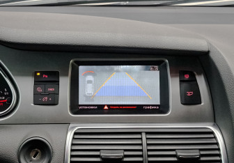 Подержанный автомобиль Audi Q7 2014 года (27 фото)