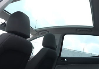 Подержанный автомобиль Peugeot 308 Hatchback 2010 года (17 фото)