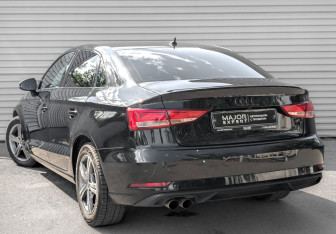 Подержанный автомобиль Audi A3 Sedan 2020 года (7 фото)