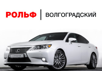 Подержанный автомобиль Lexus ES 2014 года (31 фото)