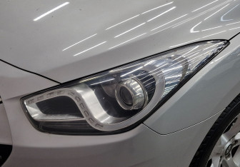 Подержанный автомобиль Hyundai i40 Sedan 2014 года (18 фото)