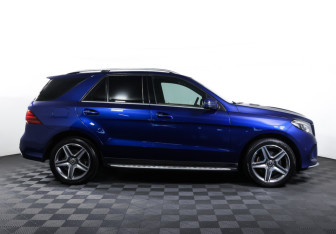 Подержанный автомобиль Mercedes-Benz GLE 2017 года (4 фото)