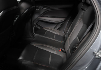 Подержанный автомобиль Geely Tugella 2023 года (10 фото)