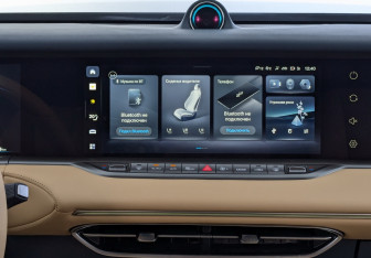 Подержанный автомобиль Voyah Free 2025 года (15 фото)