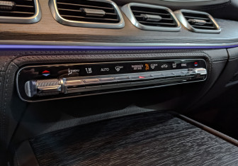 Подержанный автомобиль Mercedes-Benz GLE 2022 года (20 фото)