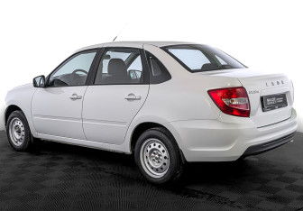 Подержанный автомобиль LADA (ВАЗ) Granta Sedan 2025 года (7 фото)