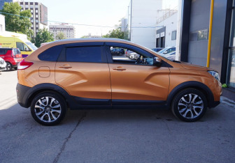 Подержанный автомобиль LADA (ВАЗ) XRAY 2019 года (4 фото)