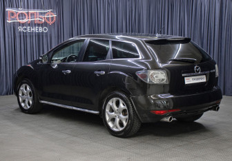 Подержанный автомобиль Mazda CX-7 2011 года (3 фото)