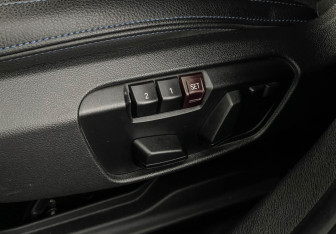 Подержанный автомобиль BMW X2 2020 года (16 фото)