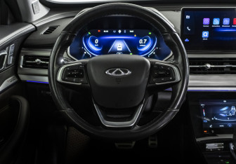 Подержанный автомобиль Chery Tiggo 8 Pro 2021 года (11 фото)