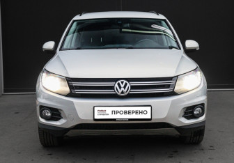 Подержанный автомобиль Volkswagen Tiguan 2013 года (2 фото)