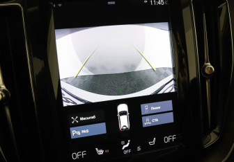 Подержанный автомобиль Volvo XC60 2021 года (15 фото)