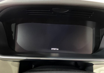 Подержанный автомобиль Land Rover Range Rover Sport 2017 года (12 фото)