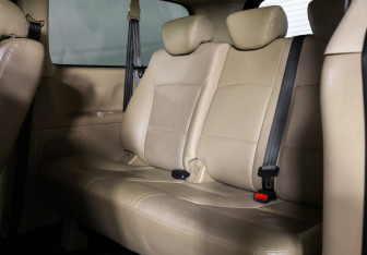 Подержанный автомобиль Hyundai H-1 2018 года (13 фото)