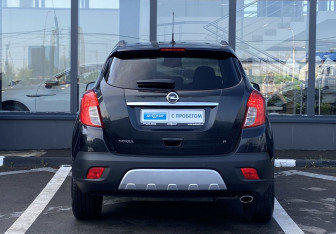 Подержанный автомобиль Opel Mokka 2014 года (6 фото)