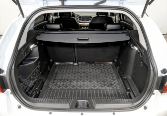 Подержанный автомобиль LADA (ВАЗ) Vesta Wagon 2024 года (10 фото)