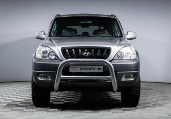 Подержанный автомобиль Hyundai Terracan 2004 года (2 фото)