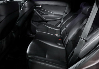 Подержанный автомобиль Hyundai Santa Fe 2015 года (10 фото)