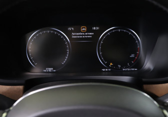 Подержанный автомобиль Volvo S90 2019 года (11 фото)