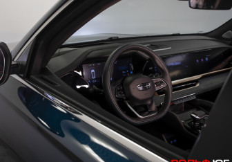 Подержанный автомобиль Geely Monjaro 2023 года (20 фото)