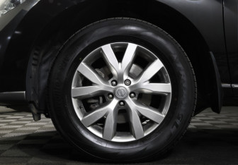 Подержанный автомобиль Nissan Murano Suv 2013 года (31 фото)