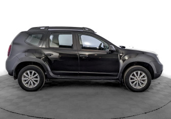 Подержанный автомобиль Renault Duster 2019 года (4 фото)