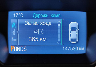 Подержанный автомобиль Ford Kuga 2013 года (18 фото)