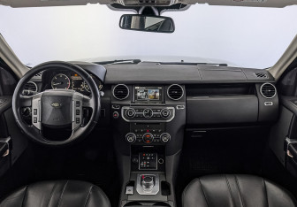 Подержанный автомобиль Land Rover Discovery 2015 года (13 фото)