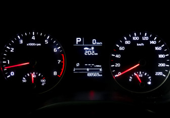 Подержанный автомобиль Kia Rio Hatchback 2021 года (12 фото)