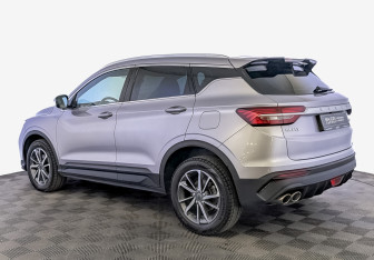 Подержанный автомобиль Geely Coolray 2023 года (7 фото)