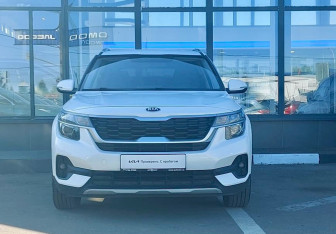 Подержанный автомобиль Kia Seltos 2021 года (2 фото)