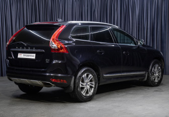Подержанный автомобиль Volvo XC60 2014 года (5 фото)