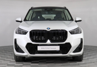 Новый BMW X1 2026 (3 фото)