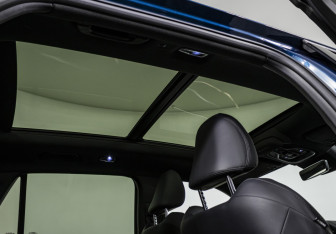 Подержанный автомобиль Geely Monjaro 2023 года (17 фото)